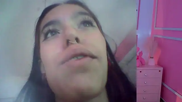 stephania_t live sex cam