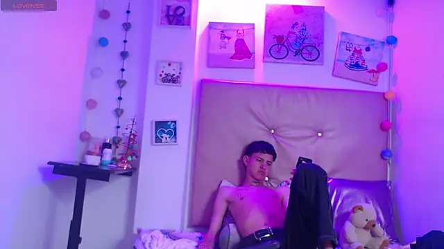 iam_lukas__ live sex cam