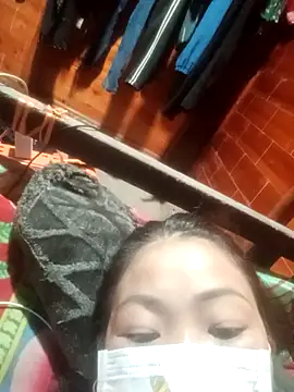 Amiluli's cam snapshot