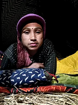 lodhi8080's cam snapshot