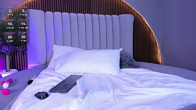 Amber_Santorini's cam snapshot