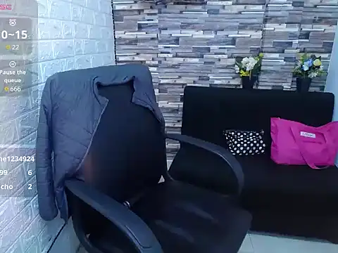 miaaboobs's cam snapshot