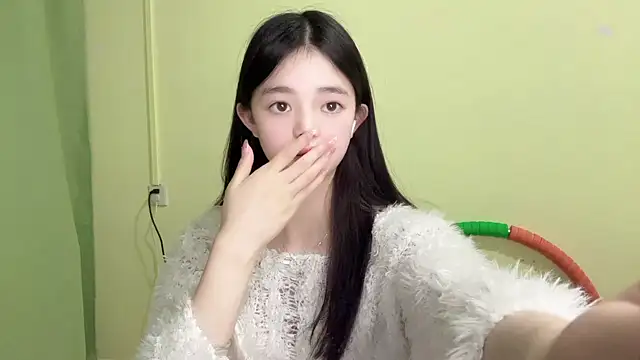 Nicole-13 live sex cam