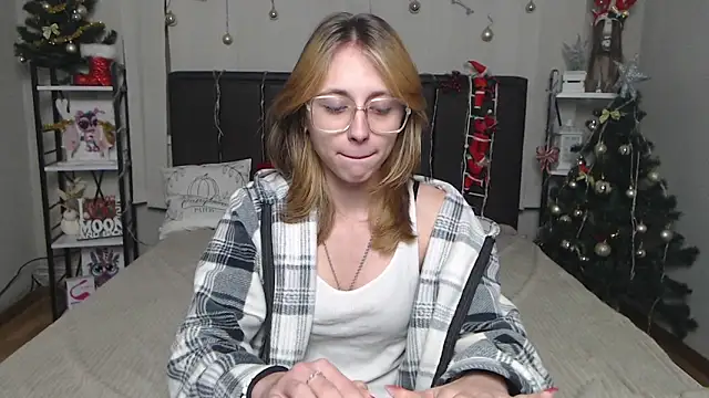 TracyLll's cam snapshot