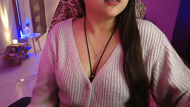 Mitikaa live sex cam