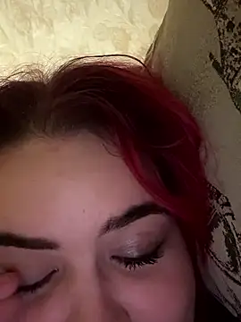 YoungDaria's cam snapshot