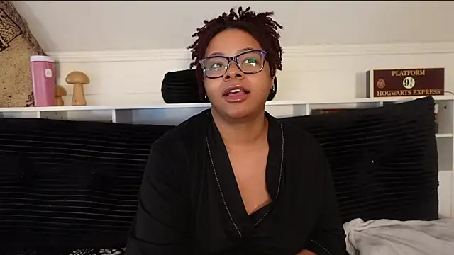 -khayaparker's cam snapshot