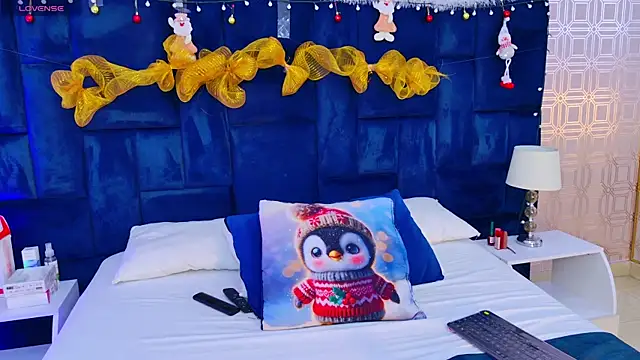 Mia-Ghost's cam snapshot