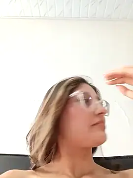 Ary-18's cam snapshot