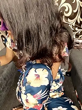 REVA_DARLING's cam snapshot