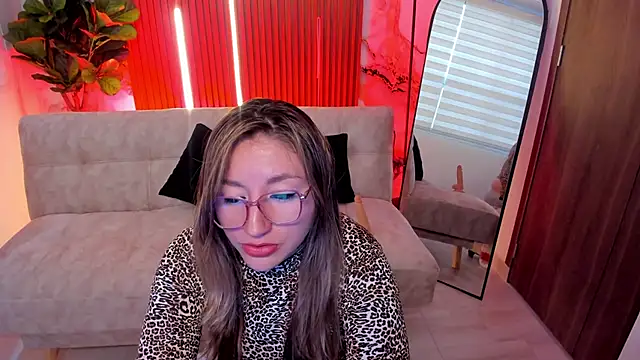 Violeta_Dream_'s cam snapshot