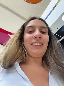 sarah_honey__'s cam snapshot