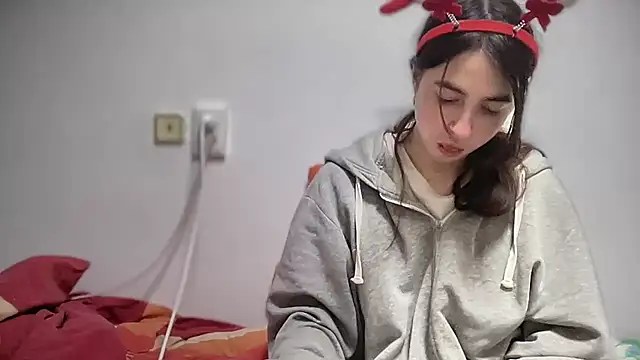 Aphr0ditee's cam snapshot