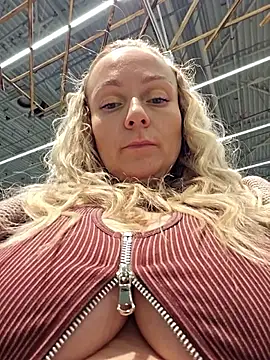 Bondgirl_013 live sex cam