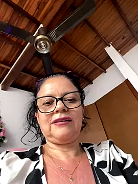 Sharongirl07 live sex cam