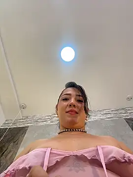 Hannahpradaa_'s cam snapshot