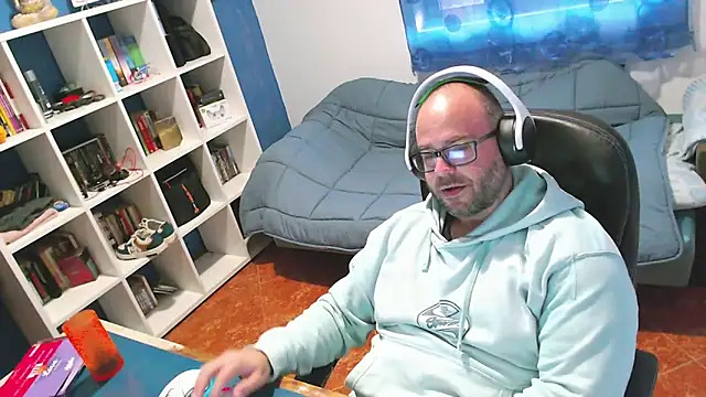 ravingr4d4's cam snapshot