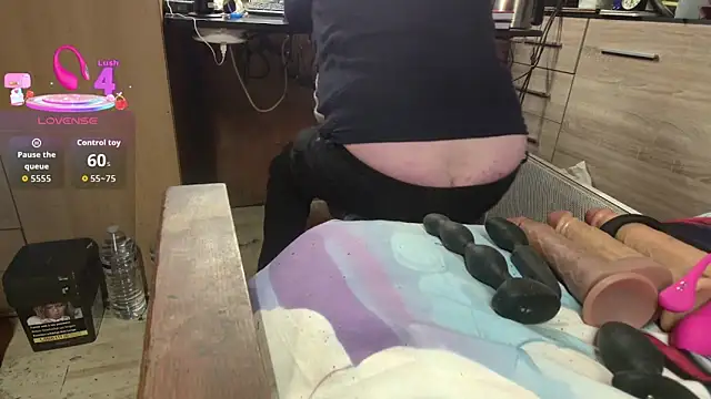 misteryman1956's cam snapshot