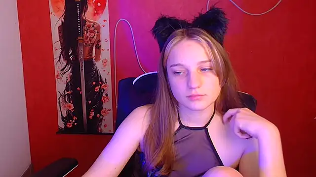 Katie_Rosiee's cam snapshot