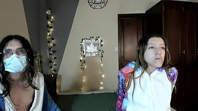 Briar_y_Blair's cam snapshot