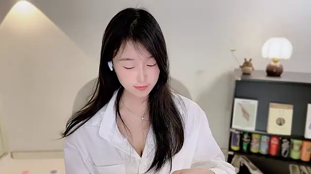 Onechestnut live sex cam