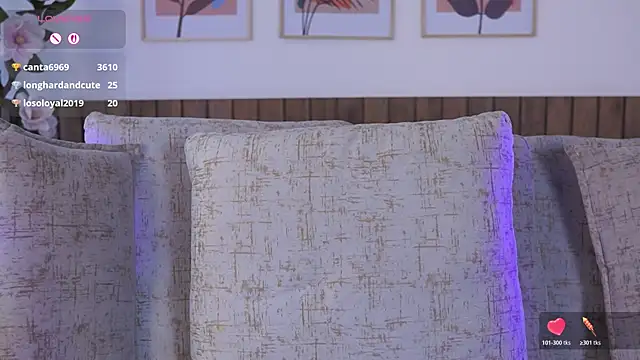 JulesBenett's cam snapshot