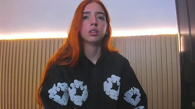 Alana_333's cam snapshot