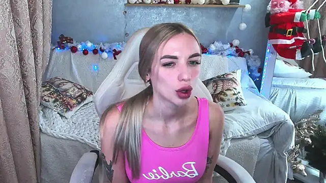 ArinaWong's cam snapshot