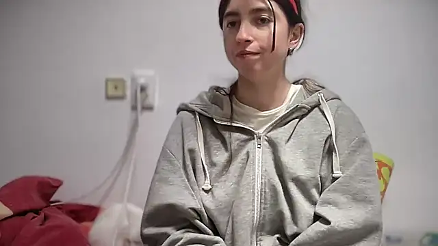 Aphr0ditee's cam snapshot