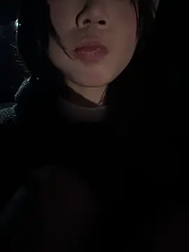 Yiyi-707's cam snapshot