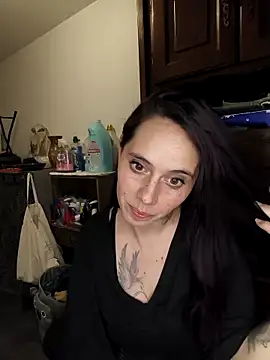 MickNanaa live sex cam