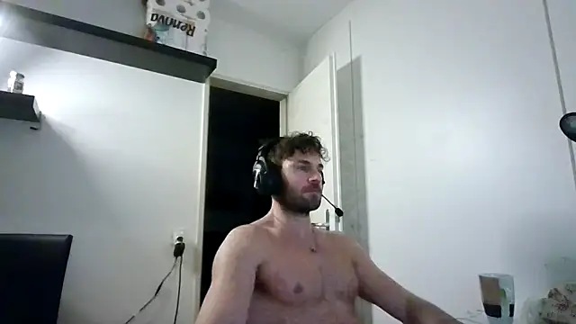 alpha-hunk live sex cam