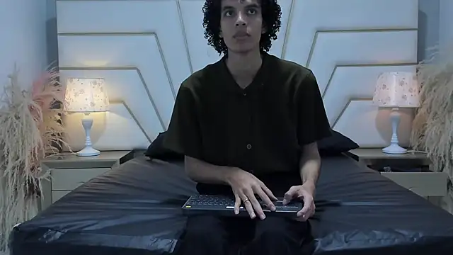 Desert_Soul live sex cam