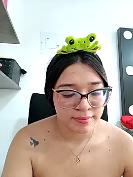 -VICKKY live sex cam