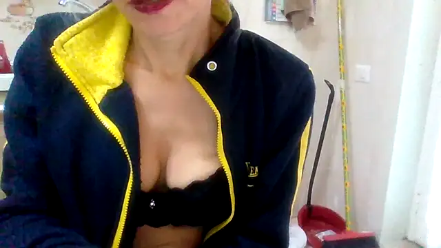 Kelly80's cam snapshot