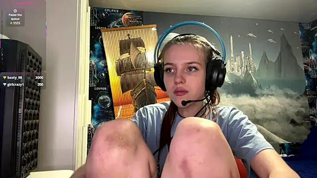 Elira_Breeze's cam snapshot