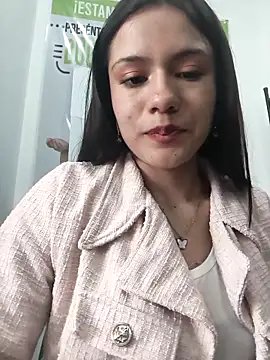 CHARLOTTE__05's cam snapshot