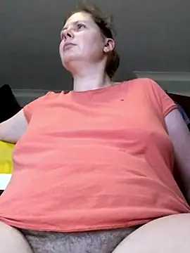 xxSexyBushLinnxx live sex cam