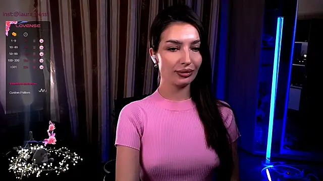 Laura_Bess's cam snapshot