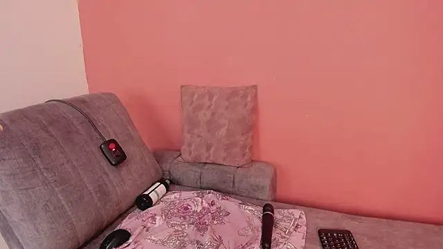 NhoanBrunette's cam snapshot