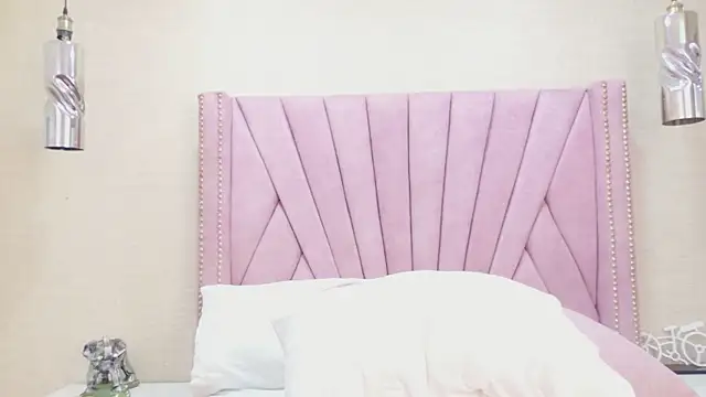 VioletGracee's cam snapshot