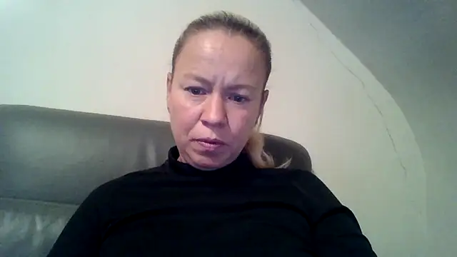 jennyblondeuk's cam snapshot