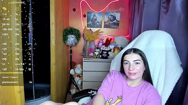 Fiery_Brunette_'s cam snapshot