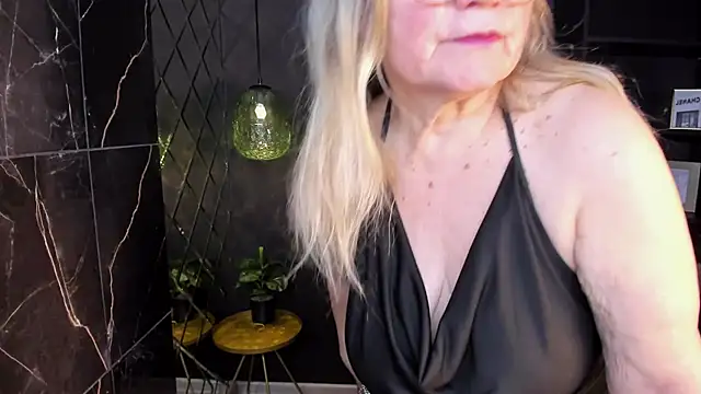 NataliMellow's cam snapshot