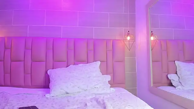 Ada-Sanchez live sex cam