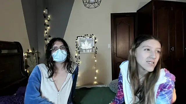 Briar_y_Blair's cam snapshot