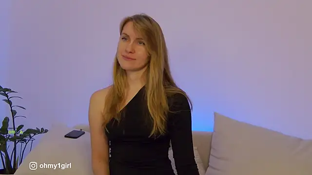 Fallinlove1's cam snapshot