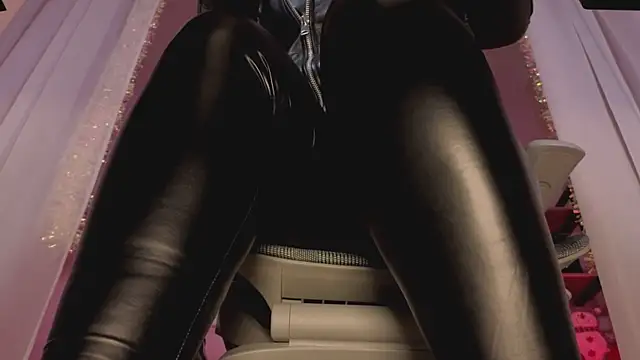 Jolie_Orchid live sex cam