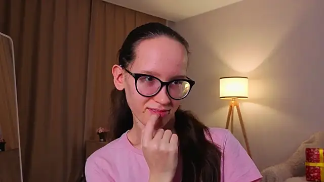 BettyBrowni live sex cam