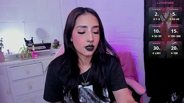 Nyx_Blackmoon live sex cam